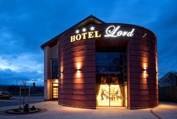 Фотографии Отель Hotel Lord г. Кросно (Польша) №3 Фото Отель Hotel Lord г. Кросно 3