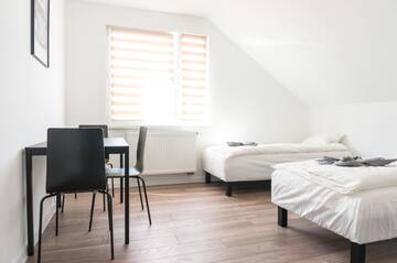 Фото номера Трехместный номер Хостелы Hostel 66 г. Кросно 3