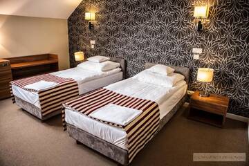 Фото номера Двухместный номер с 1 кроватью Отель Hotel Lord г. Кросно 6