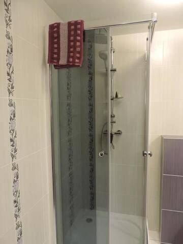 Фото номера Апартаменты-студио Апартаменты Apartament Violet г. Кросно 17