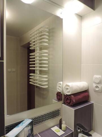 Фото номера Апартаменты-студио Апартаменты Apartament Violet г. Кросно 7